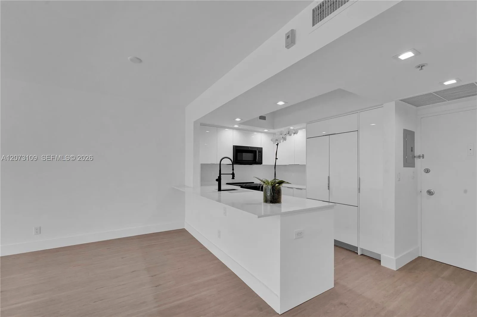 5600 Collins Ave # 6A, Miami Beach, FL 33140 photo 9