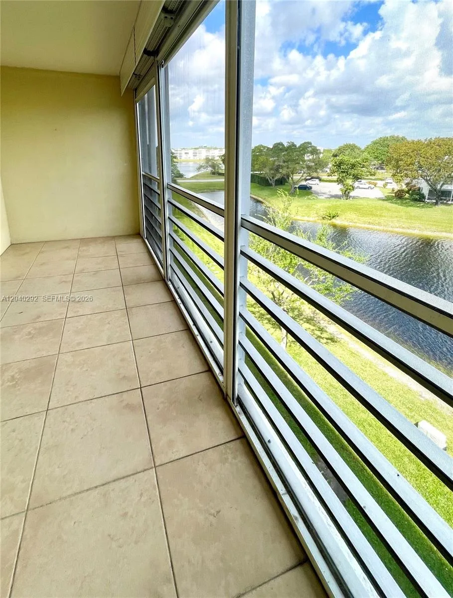 4031 Harwood D # 4031, Deerfield Beach, FL 33442 photo 4