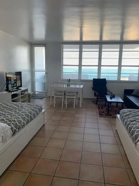 100 Lincoln Rd # 1219, Miami Beach, FL 33139 photo 2