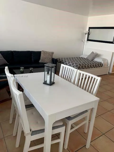 100 Lincoln Rd # 1219, Miami Beach, FL 33139 photo 4