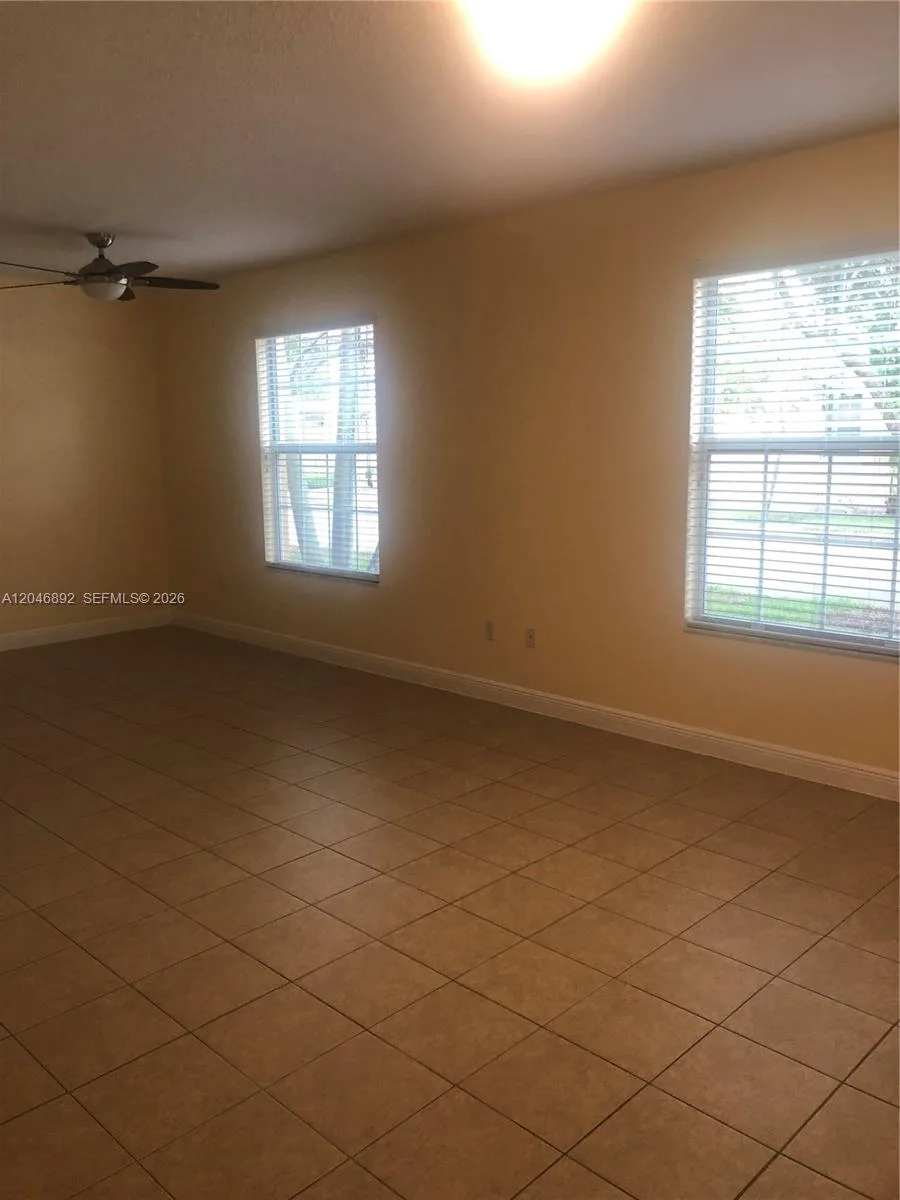 1129 SW 147th Ter, Pembroke Pines, FL 33027 photo 5