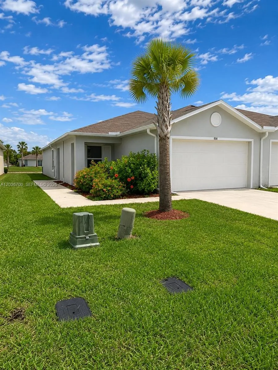 9114 Aegean Cir, Lehigh Acres, FL 33936
