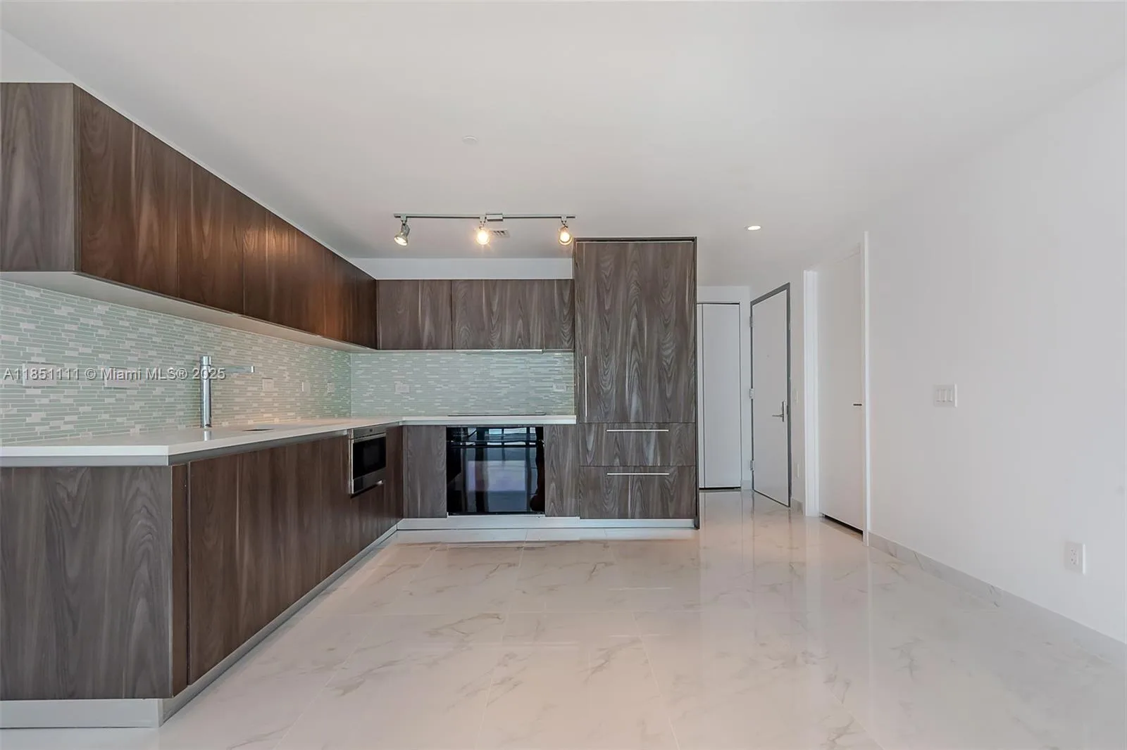 3131 NE 7th Ave # 2104, Miami, FL 33137 photo 10