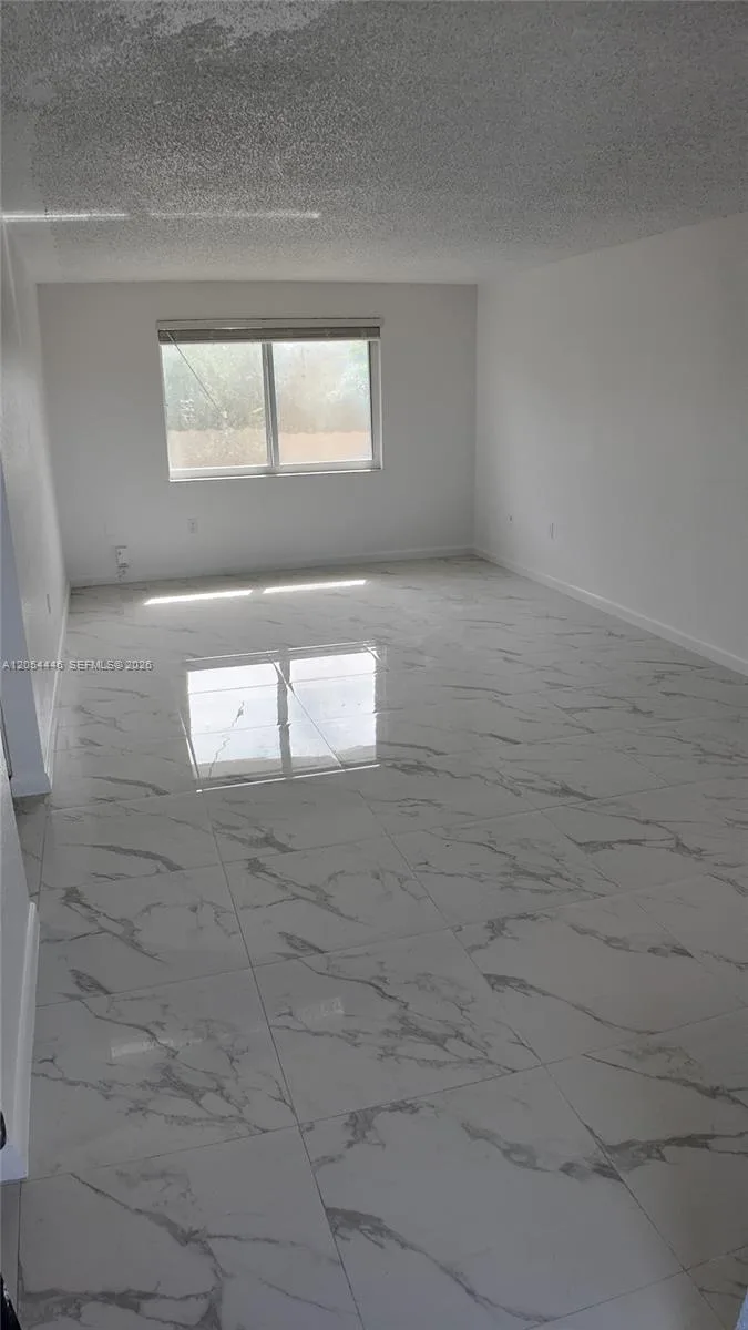 10900 SW 196th St # 406, Cutler Bay, FL 33157 photo 2