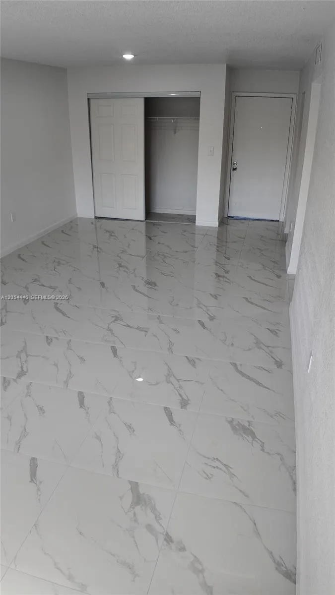 10900 SW 196th St # 406, Cutler Bay, FL 33157 photo 4