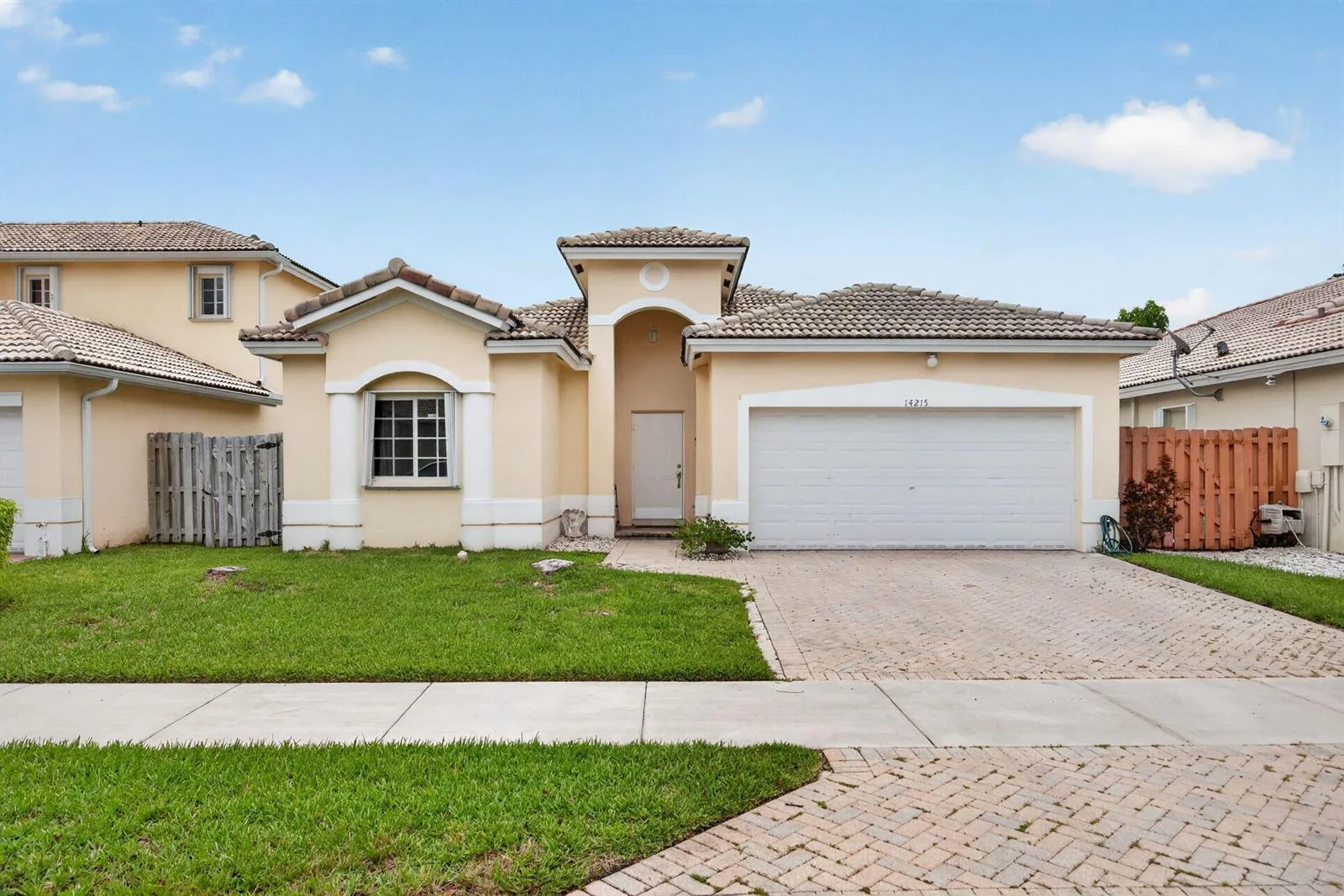 14215 SW 156th Avenue N, Miami, FL 33196