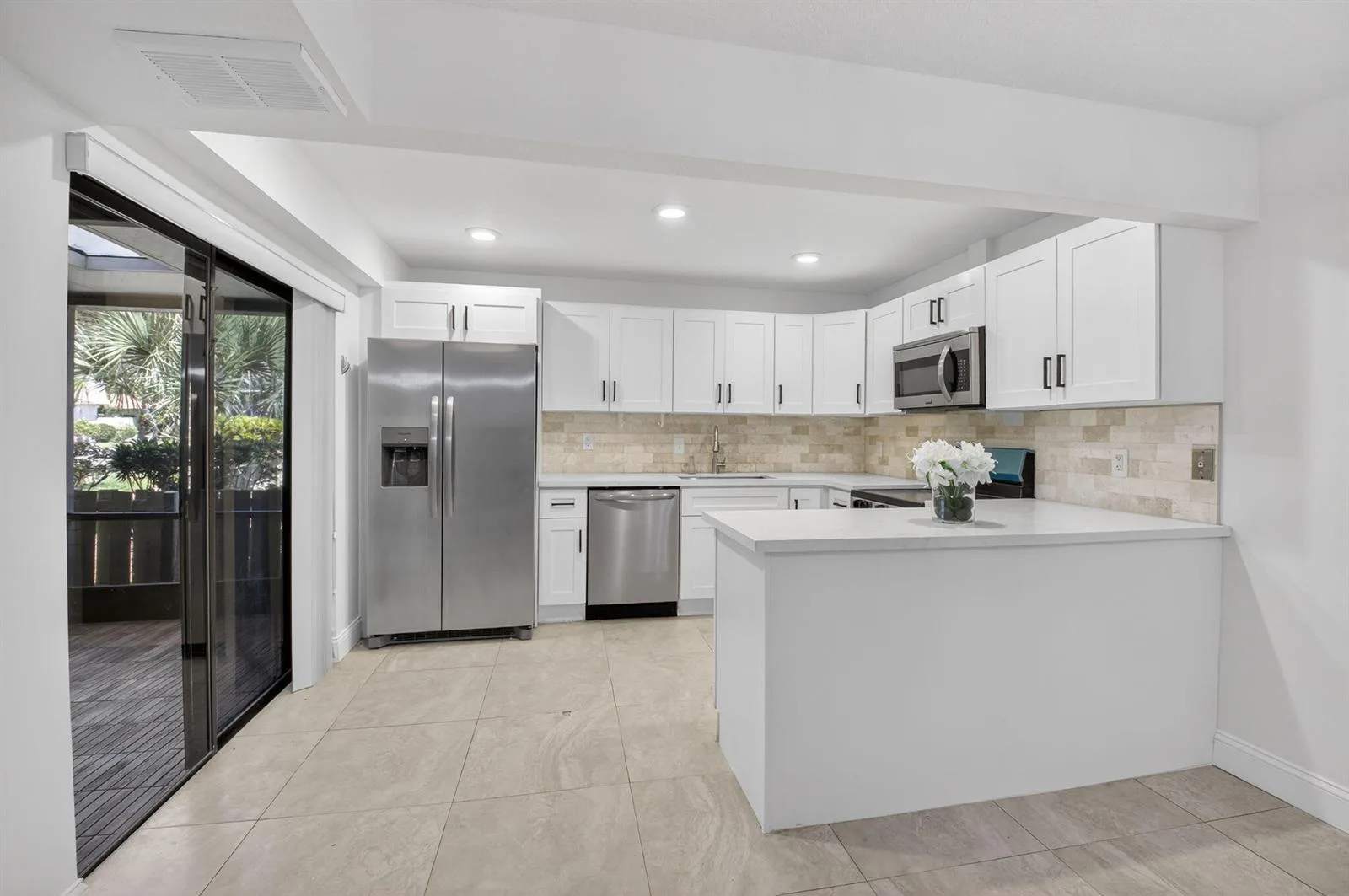 717 NW 29th Avenue # B, Delray Beach, FL 33445 photo 2