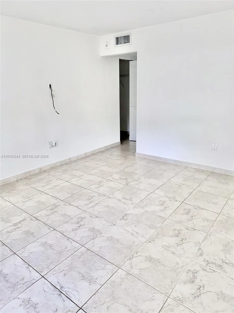 8933 SW 123rd Ct # 108, Miami, FL 33186 photo 2