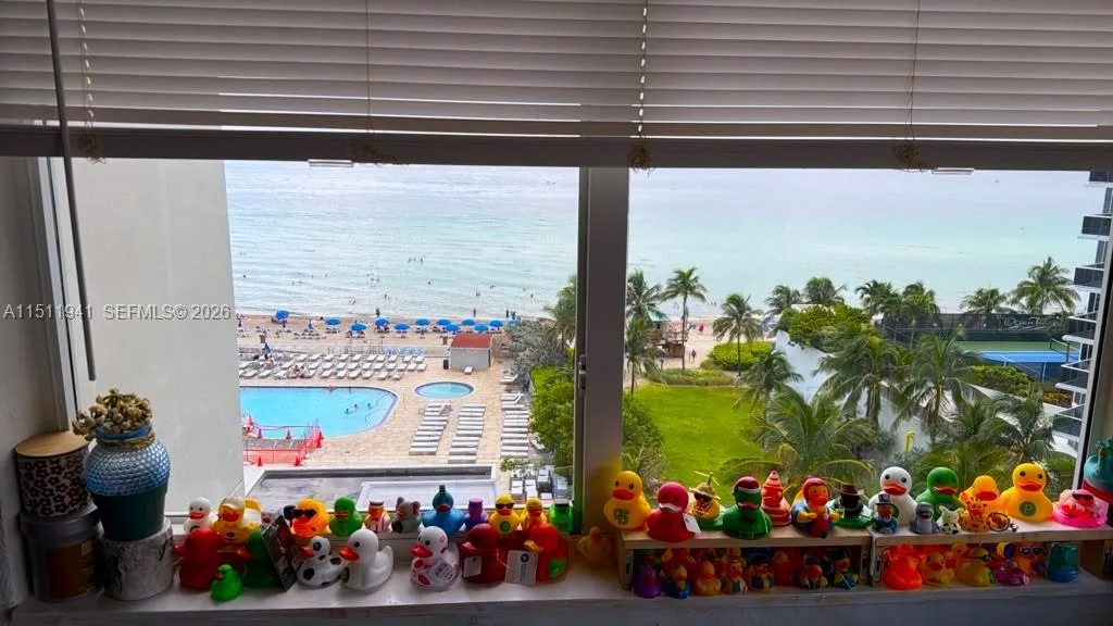 19201 COLLINS AVE # 744, Sunny Isles Beach, FL 33160 photo 2