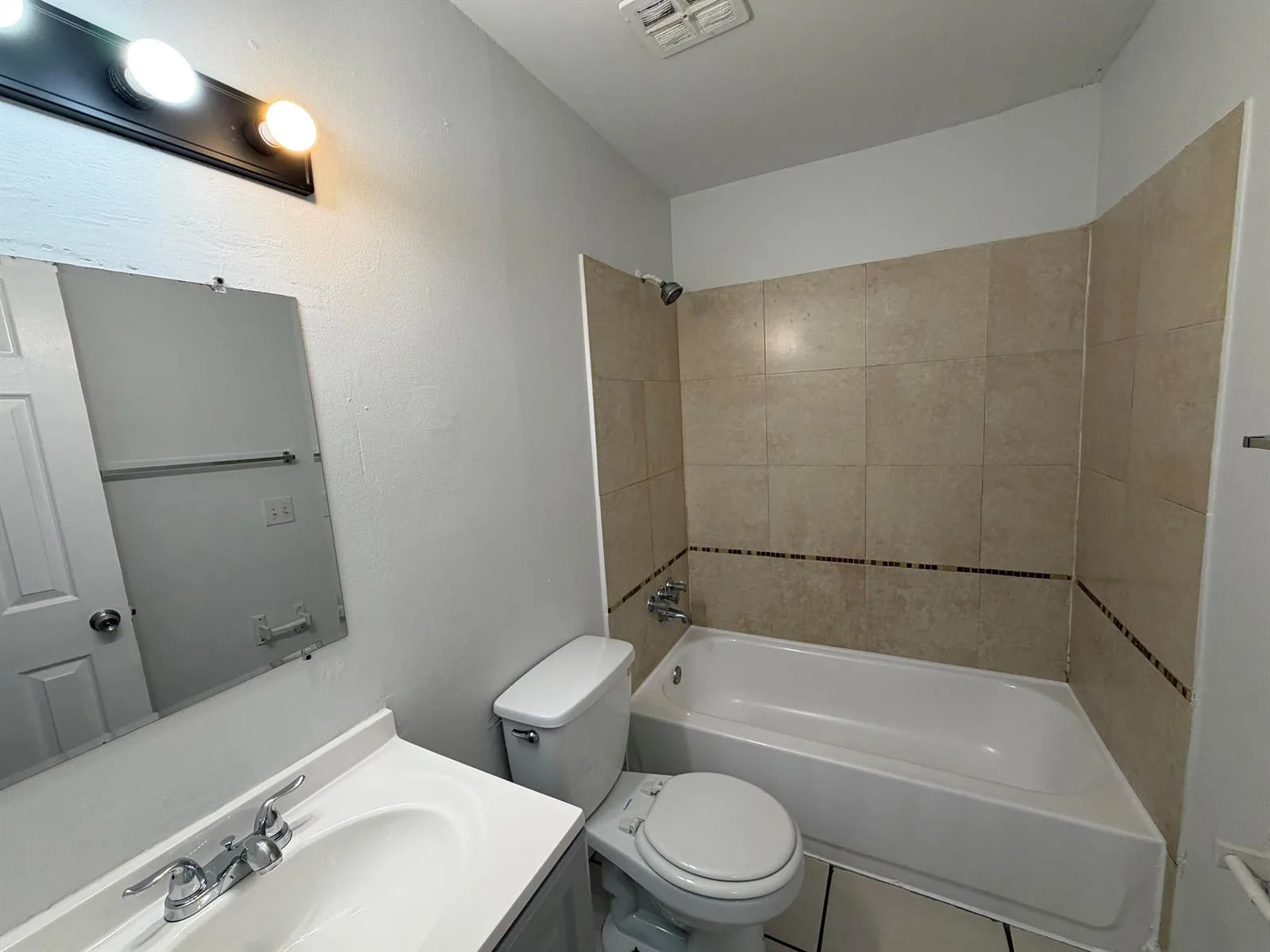 4160 NW 21st Street # 220-E, Lauderhill, FL 33313 photo 5