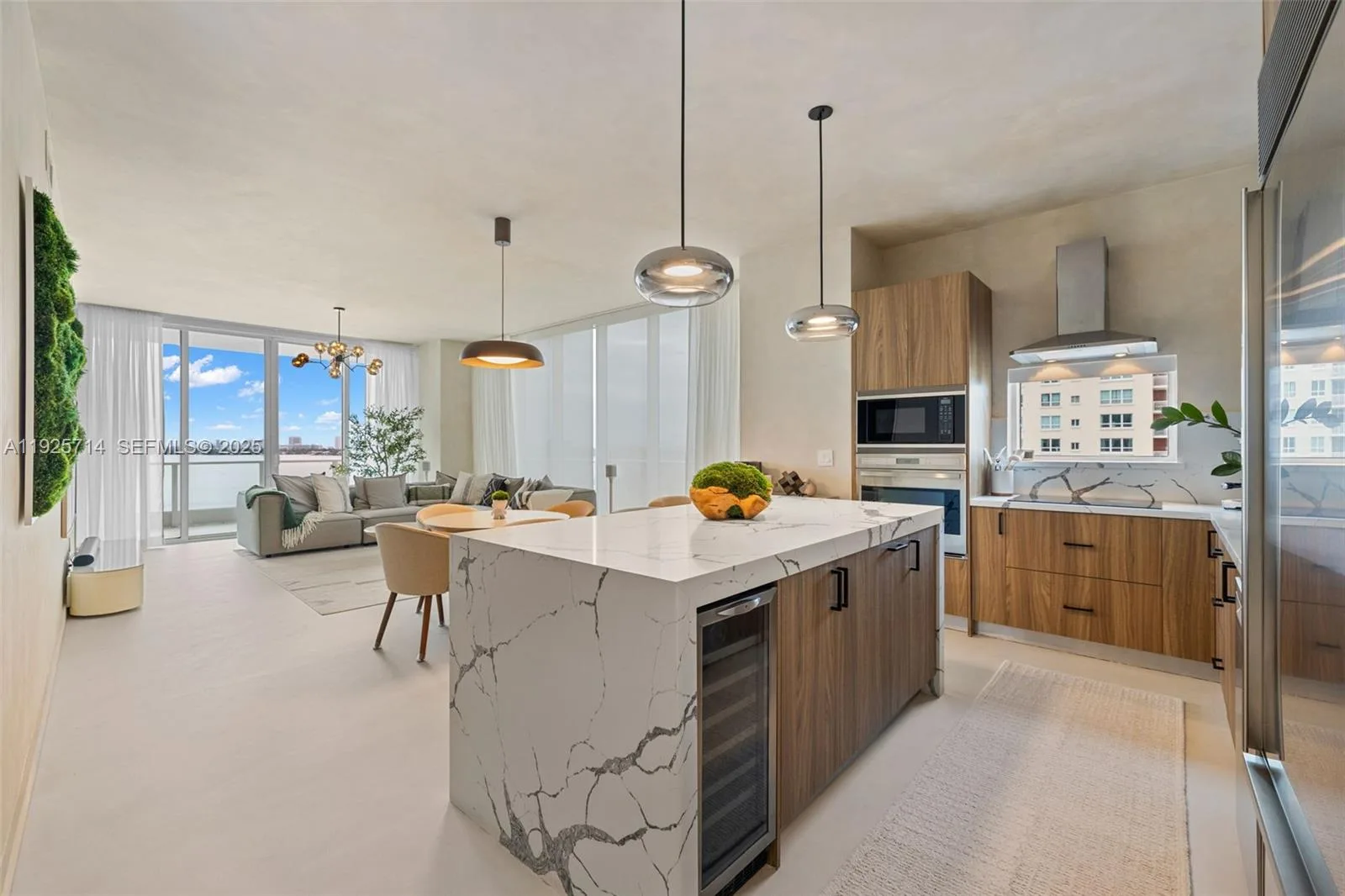 2020 N Bayshore Dr # 810, Miami, FL 33137