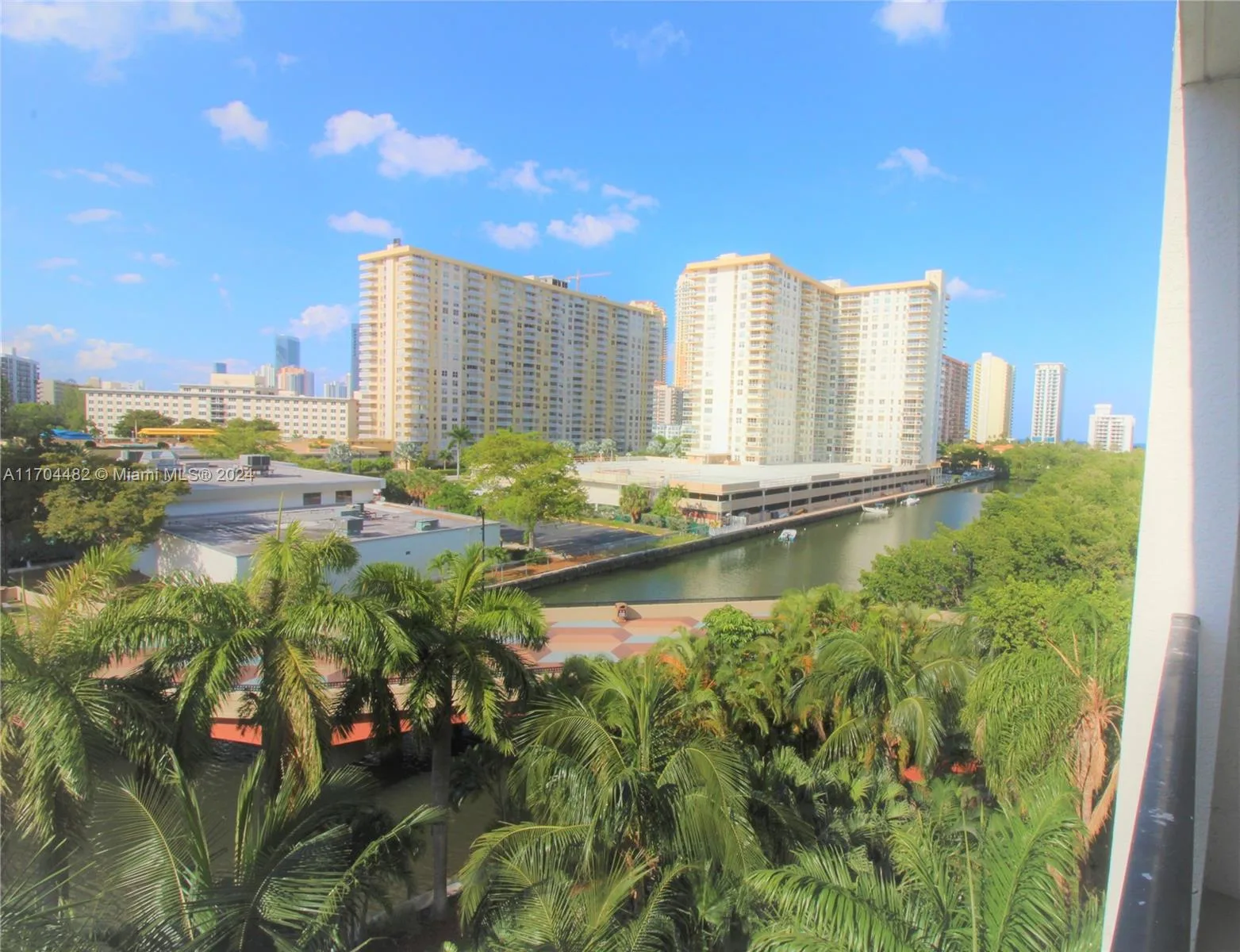 17150 N Bay Rd # 2612, Sunny Isles Beach, FL 33160 photo 3