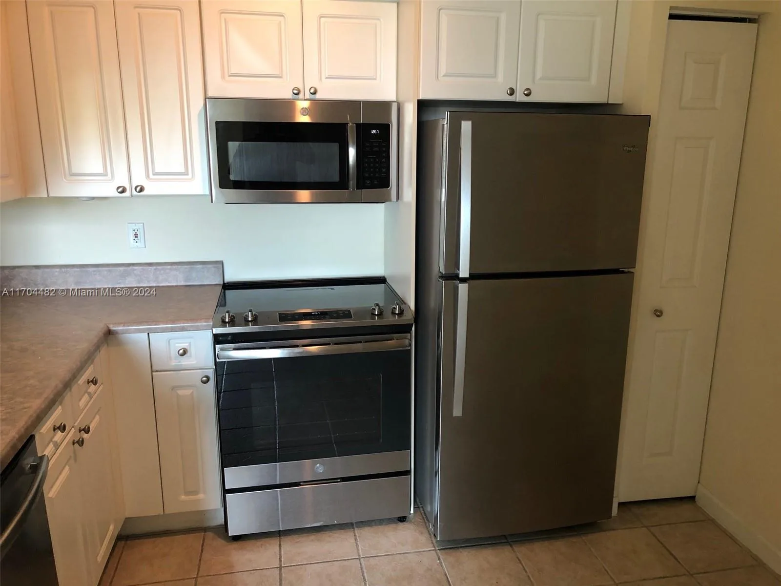 17150 N Bay Rd # 2612, Sunny Isles Beach, FL 33160 photo 4