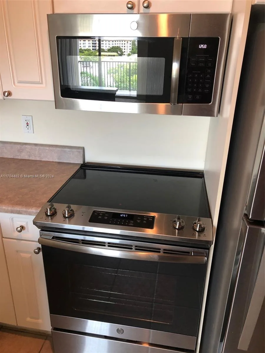 17150 N Bay Rd # 2612, Sunny Isles Beach, FL 33160 photo 6