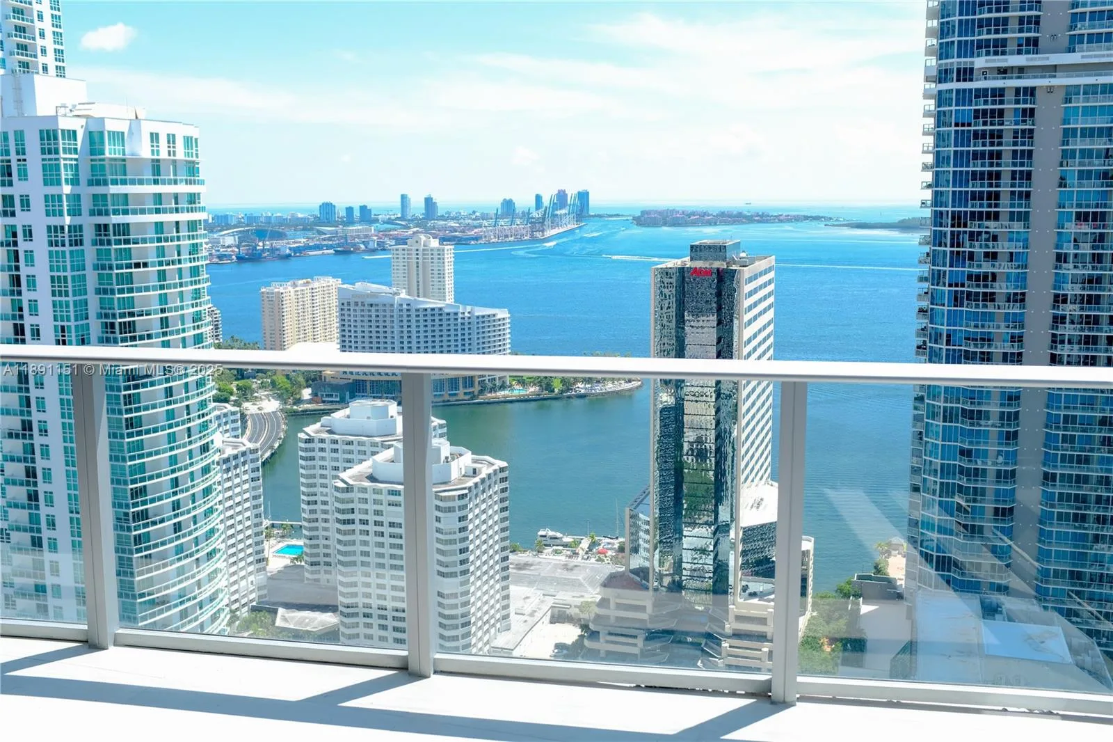 1010 Brickell Ave # 4205, Miami, FL 33131