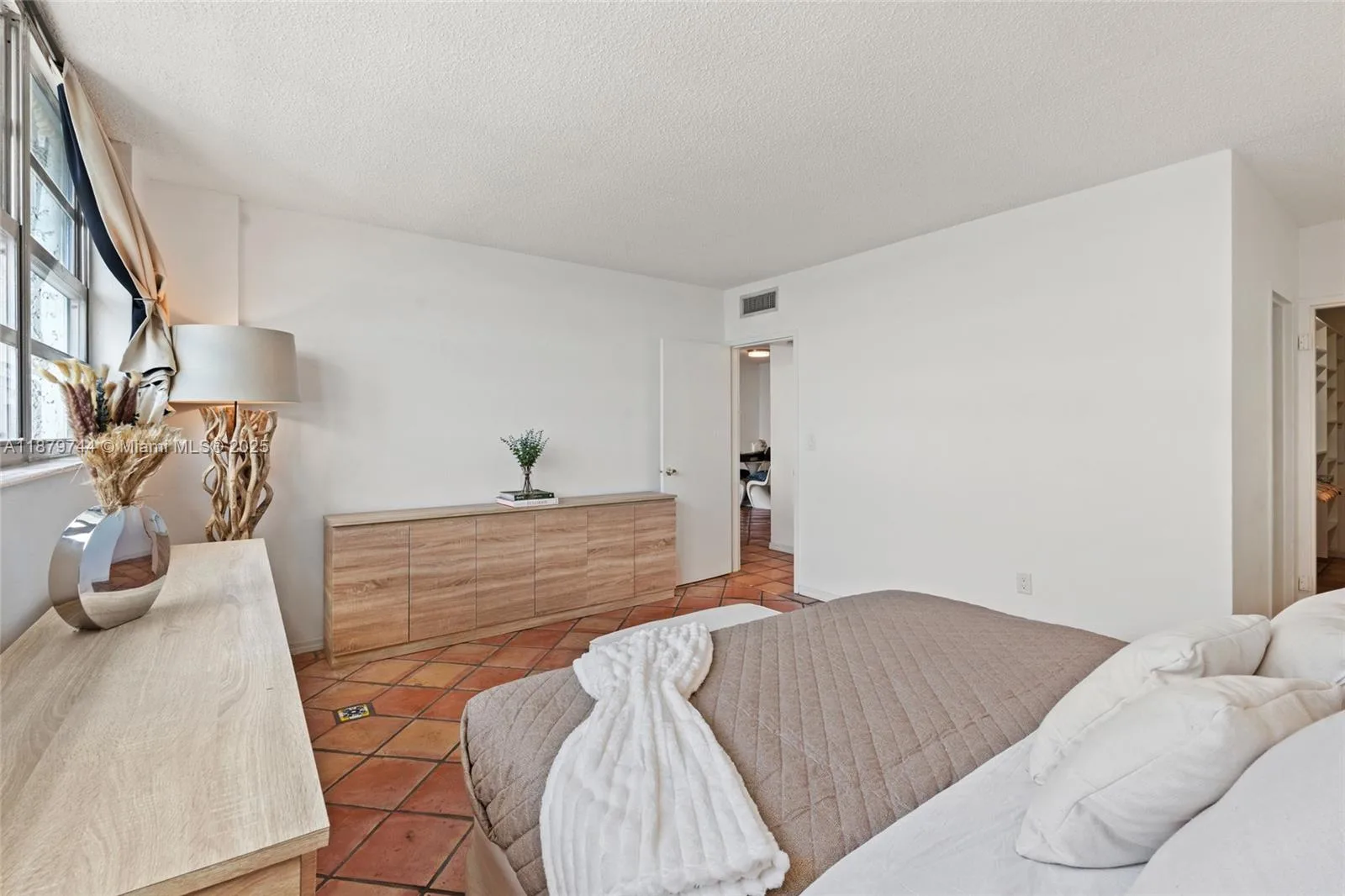 800 West Ave # 831, Miami Beach, FL 33139 photo 7