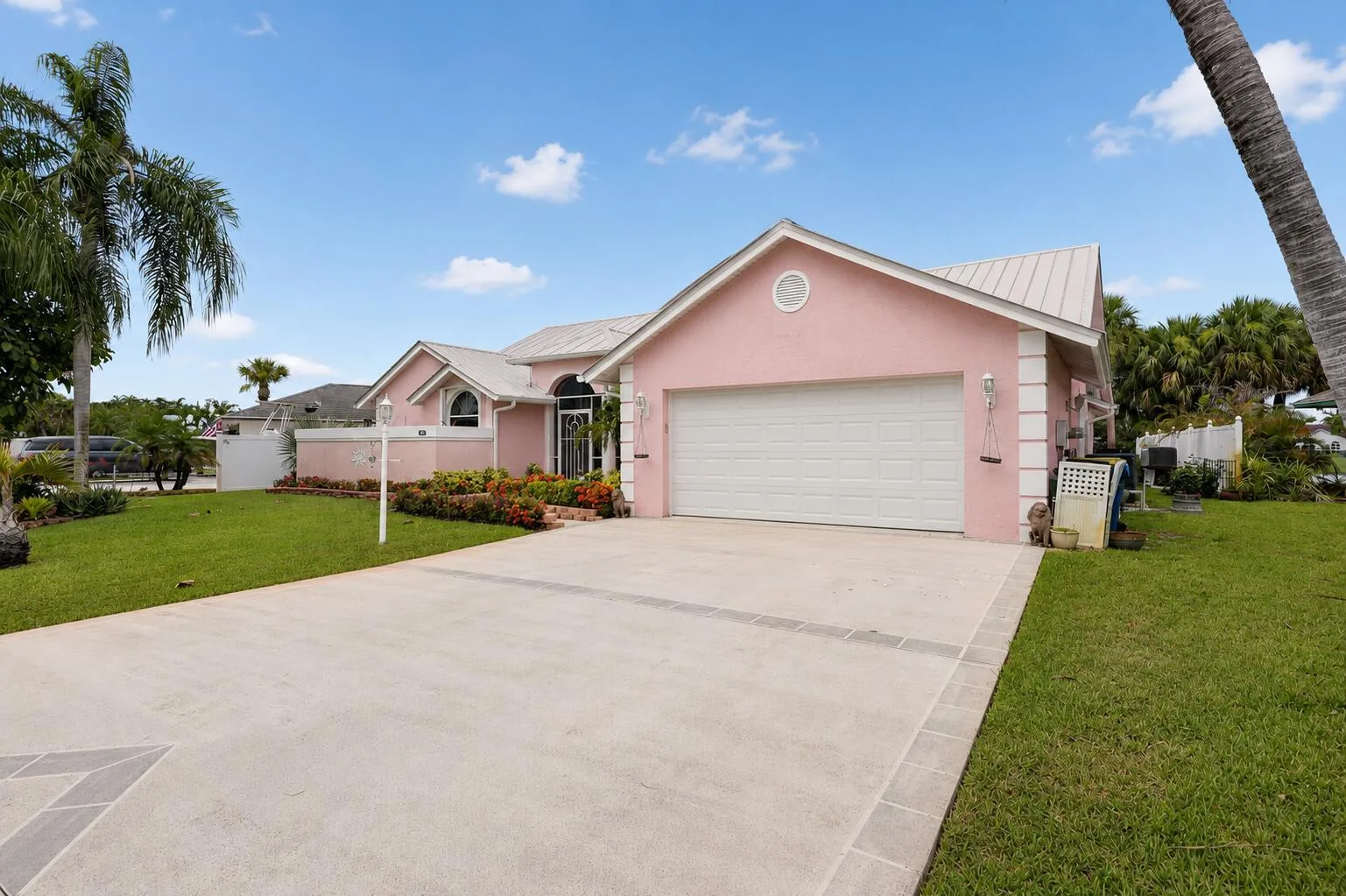 1921 NE Acapulco Drive, Jensen Beach, FL 34957 photo 2