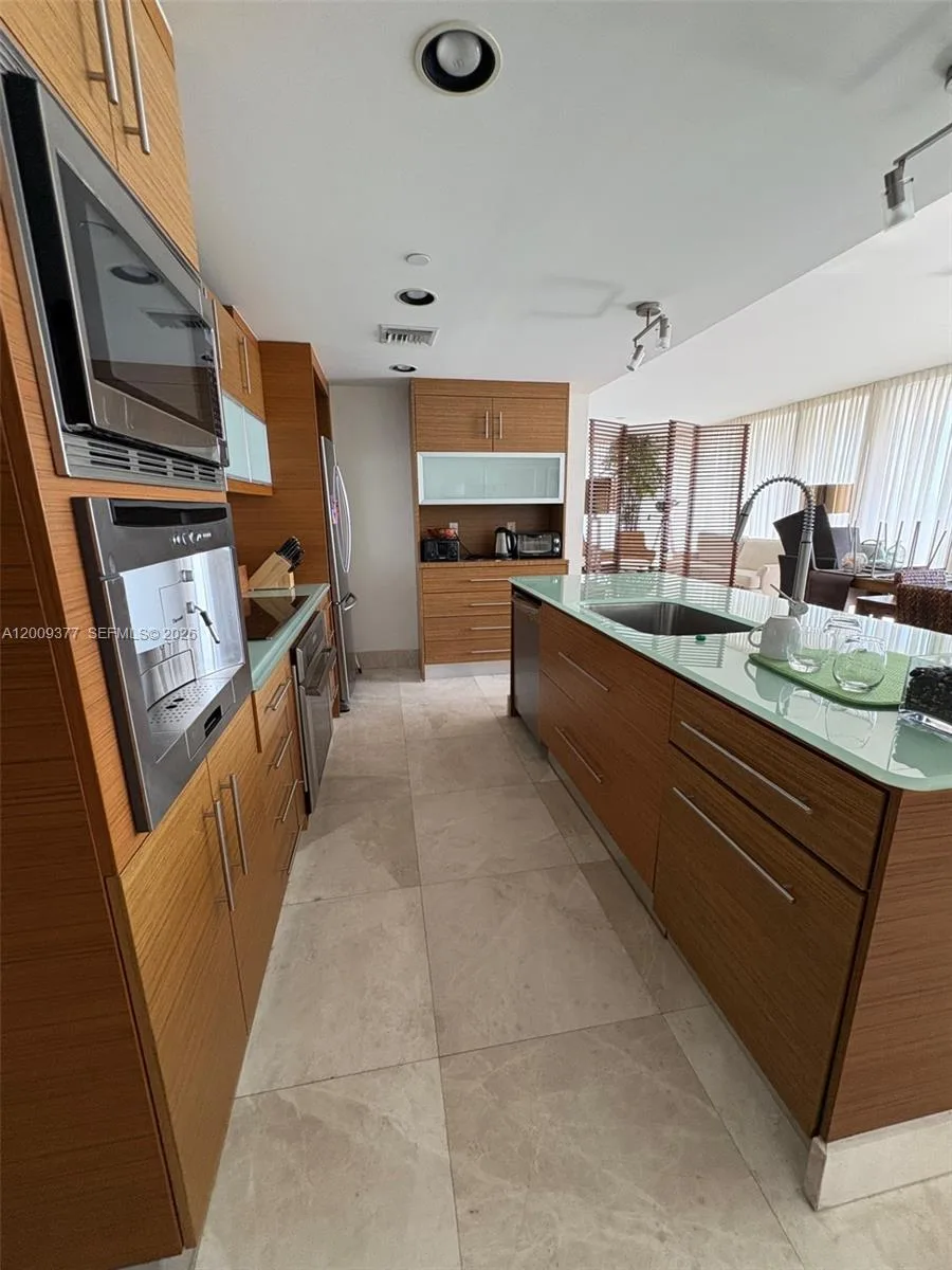 5875 Collins Ave # 708, Miami Beach, FL 33140 photo 7