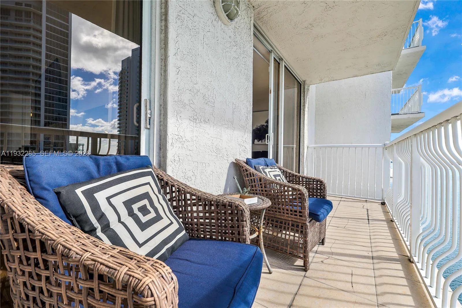 1200 Brickell Bay Dr # 2903, Miami, FL 33131 photo 11