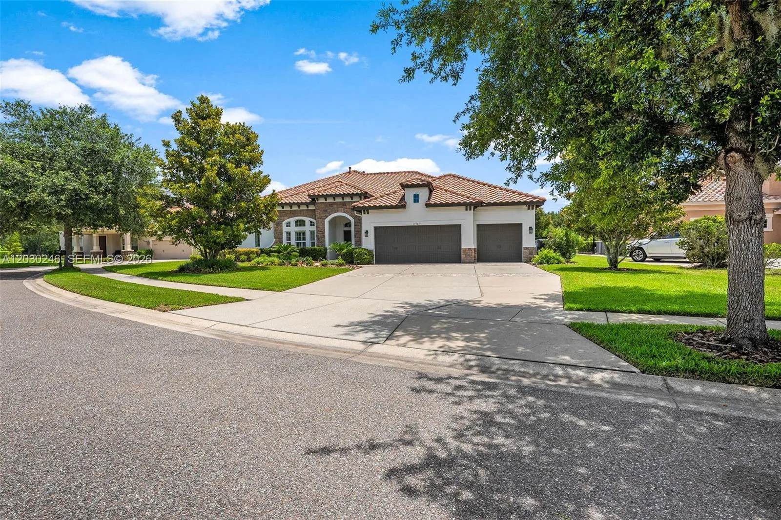 17425 Varona Pl, Lutz, FL 33548 photo 8