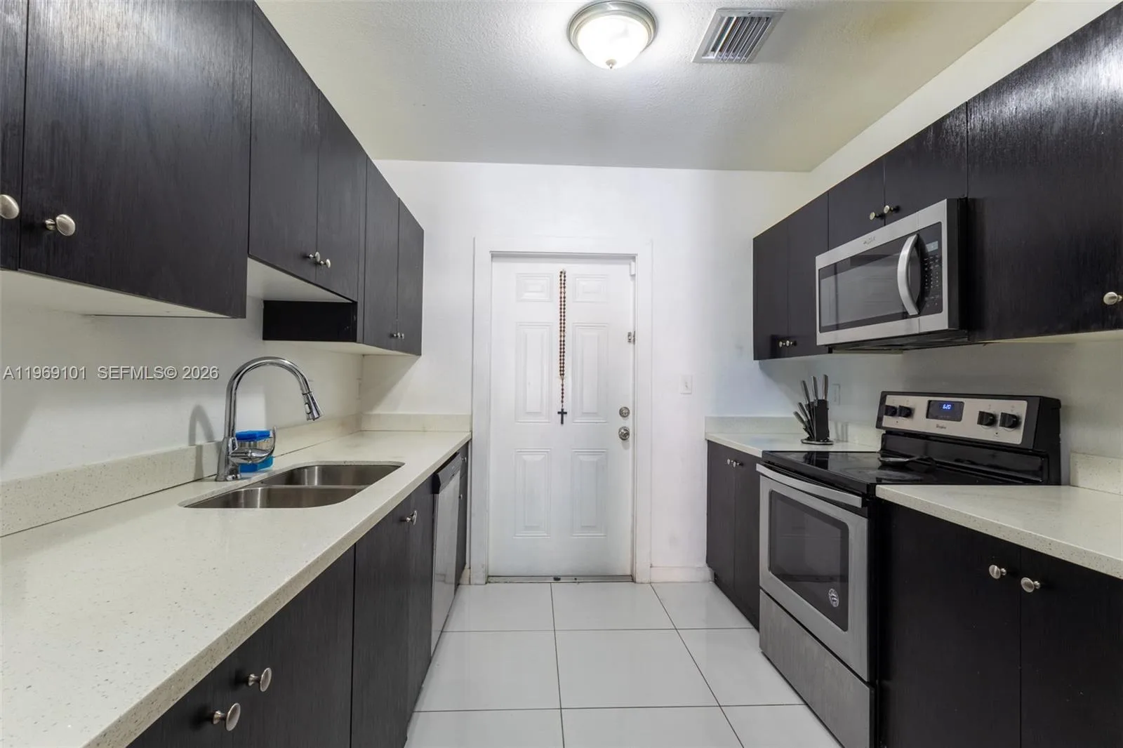 1998 NW 47th St, Miami, FL 33142 photo 3