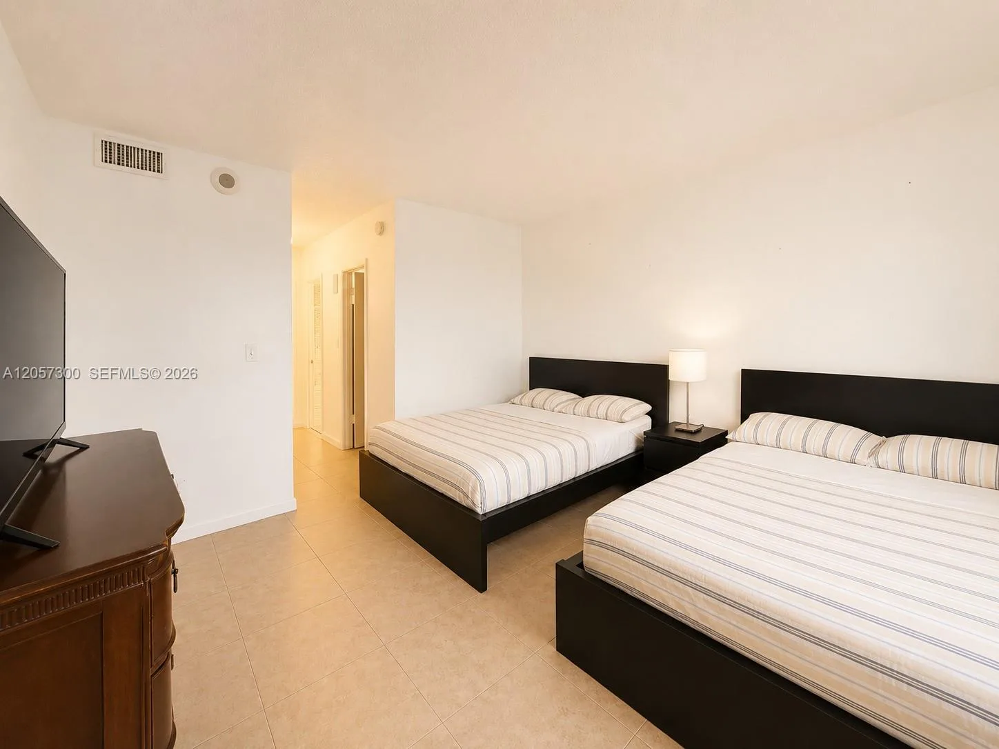 19370 Collins Ave # 1410, Sunny Isles Beach, FL 33160 photo 3