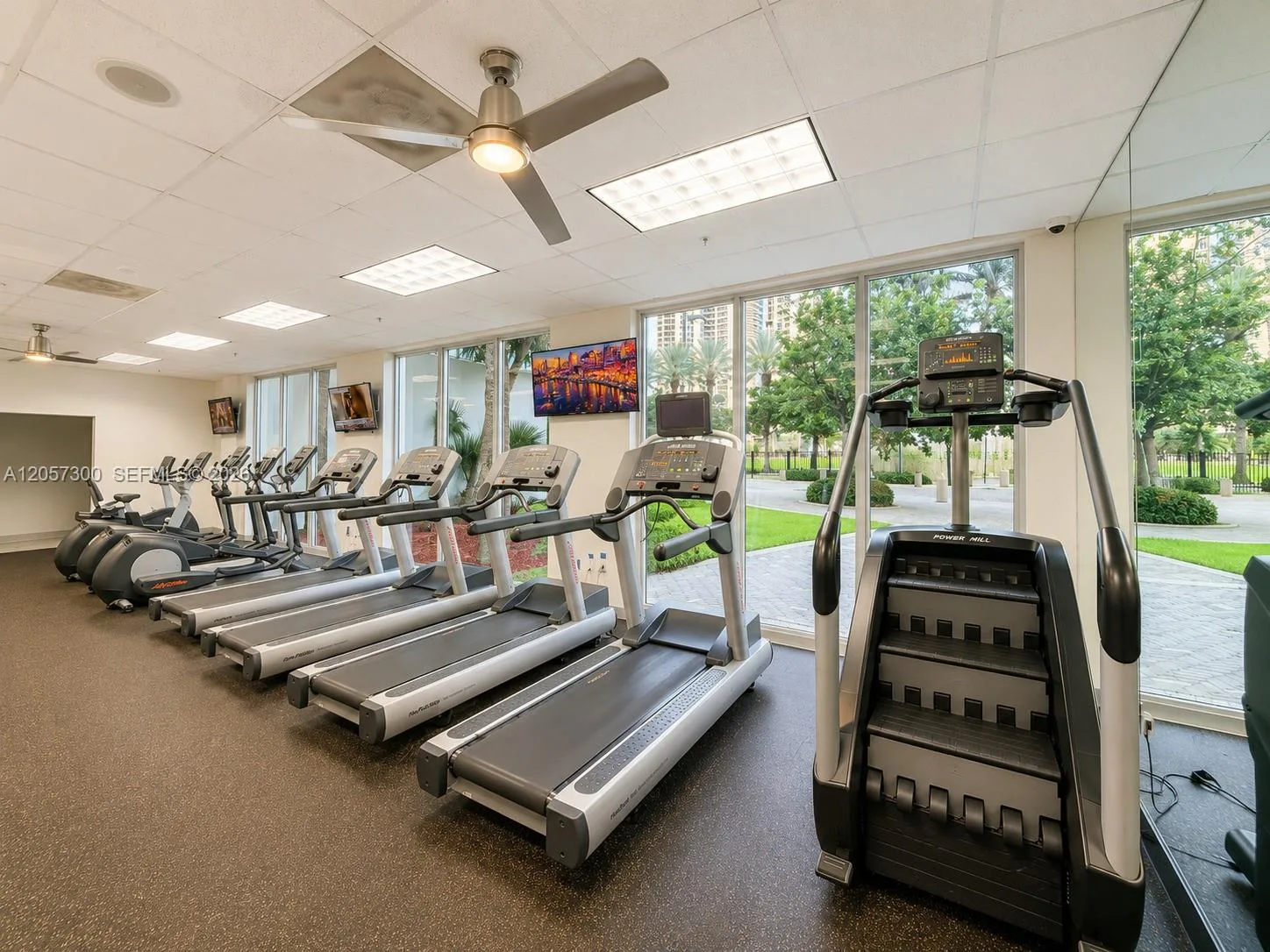 19370 Collins Ave # 1410, Sunny Isles Beach, FL 33160 photo 9