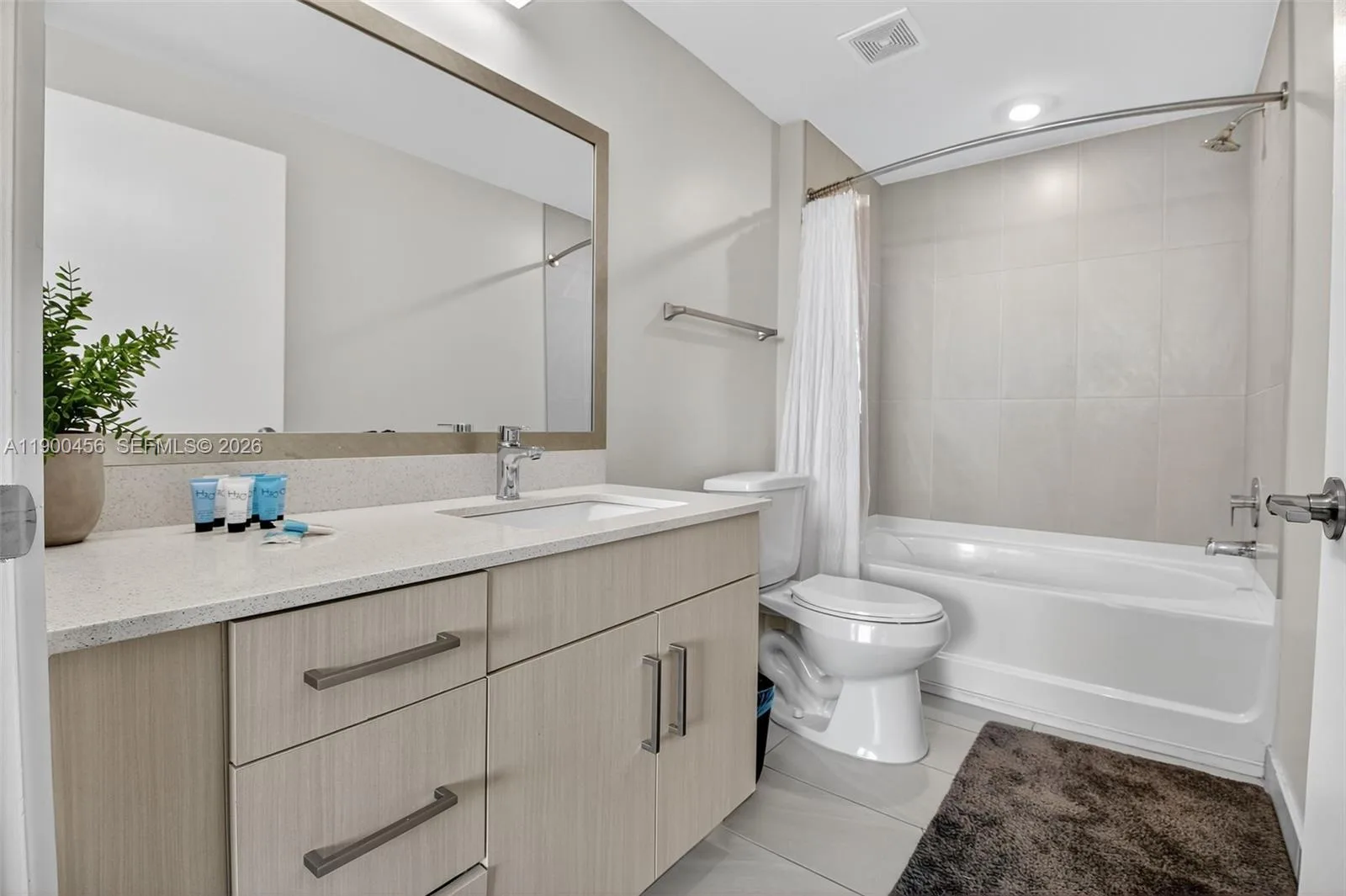1110 NW 1 ST # 705, Miami, FL 33128 photo 13