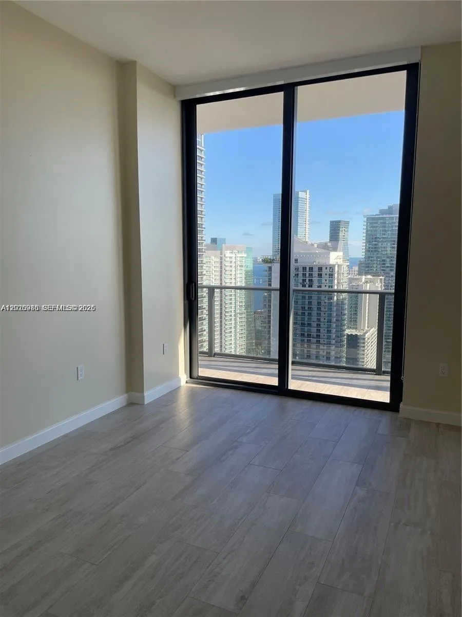55 SW 9th St # 4304, Miami, FL 33130 photo 10