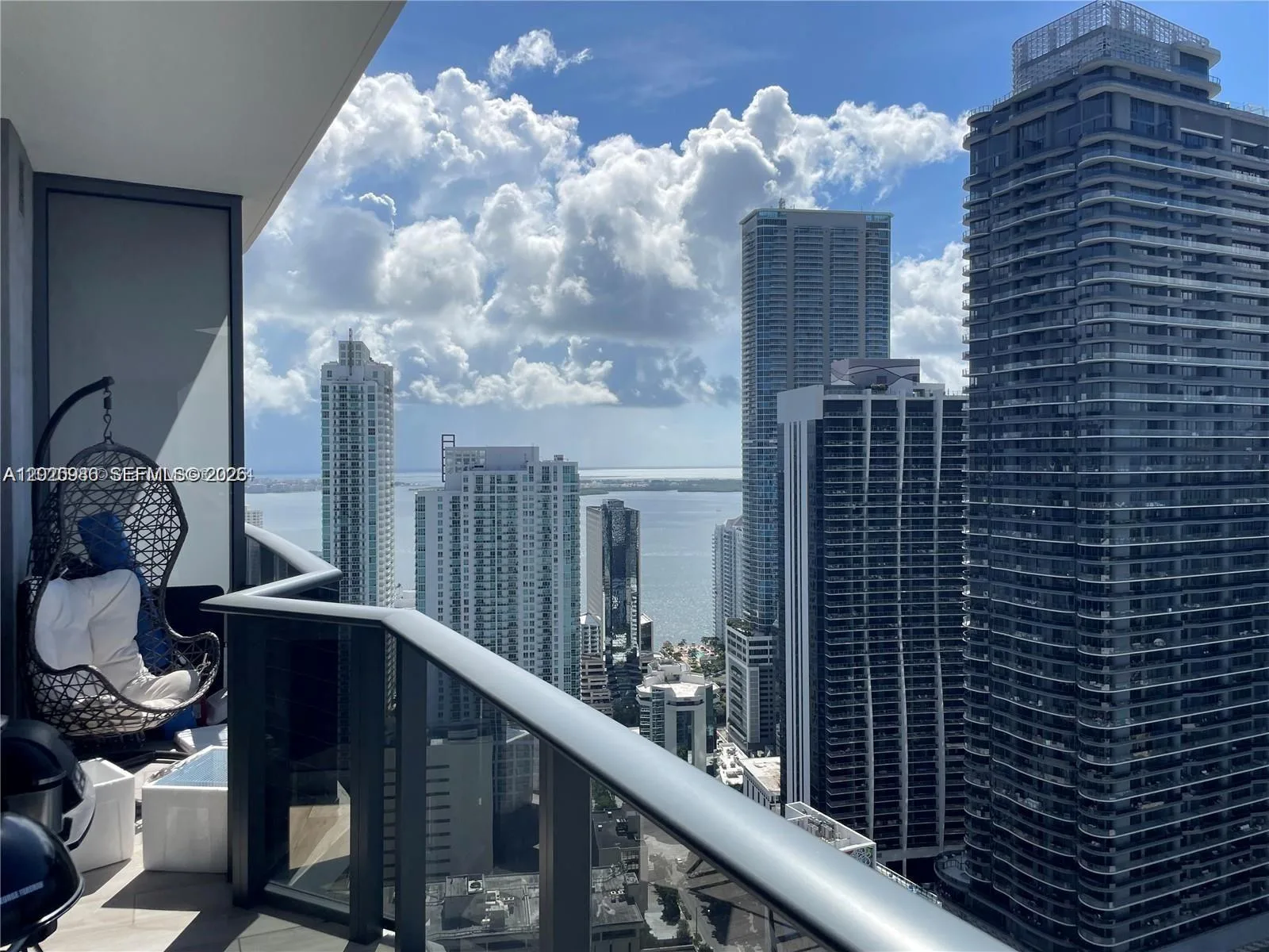 55 SW 9th St # 4304, Miami, FL 33130 photo 7