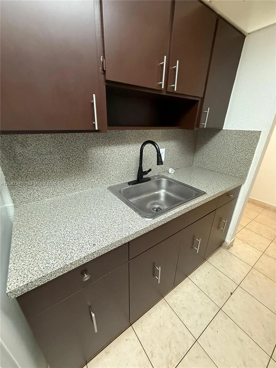 1305 W 53rd St # 406, Hialeah, FL 33012 photo 12