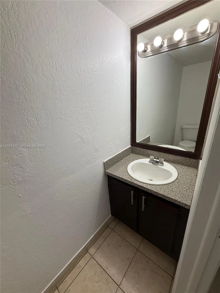 1305 W 53rd St # 406, Hialeah, FL 33012 photo 7