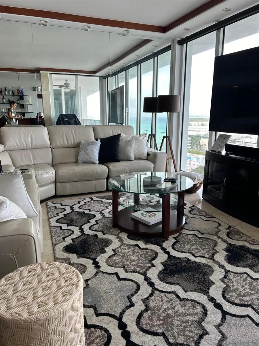 100 Lincoln Rd # PH7, Miami Beach, FL 33139