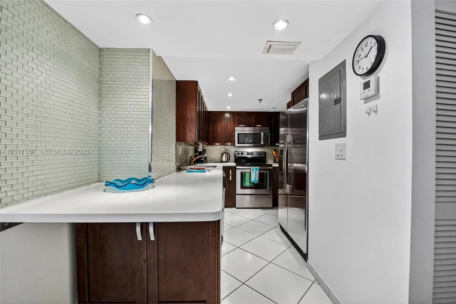 2401 Collins Ave # 1107, Miami Beach, FL 33140 photo 4