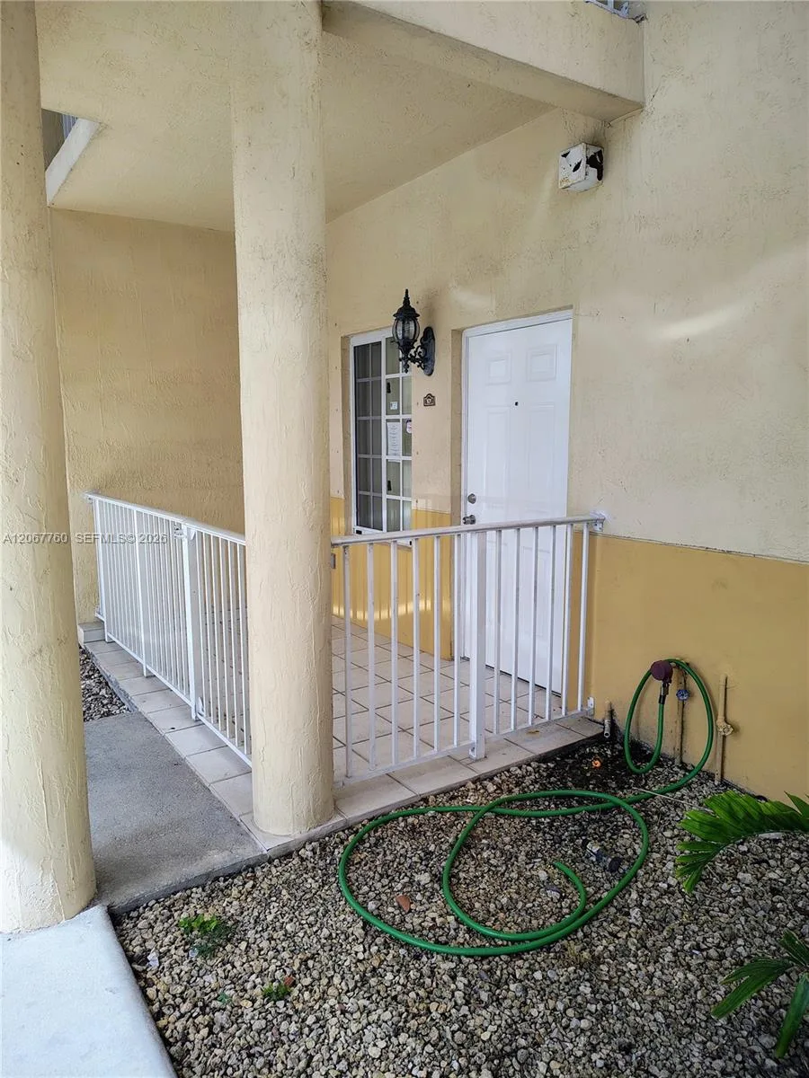 6990 NW 179th St # 101-2, Hialeah, FL 33015
