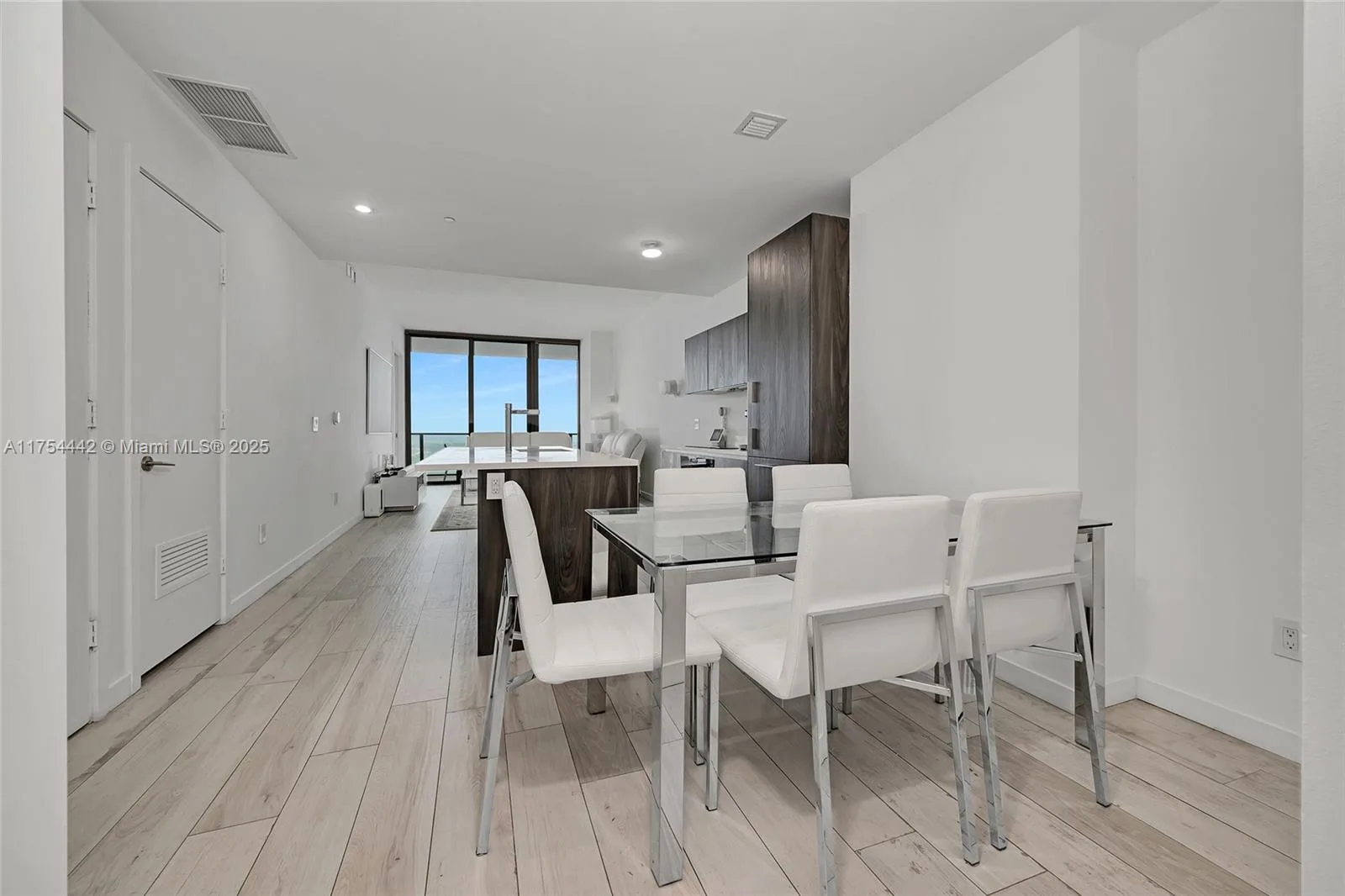 480 NE 31st St # 4805, Miami, FL 33137 photo 10