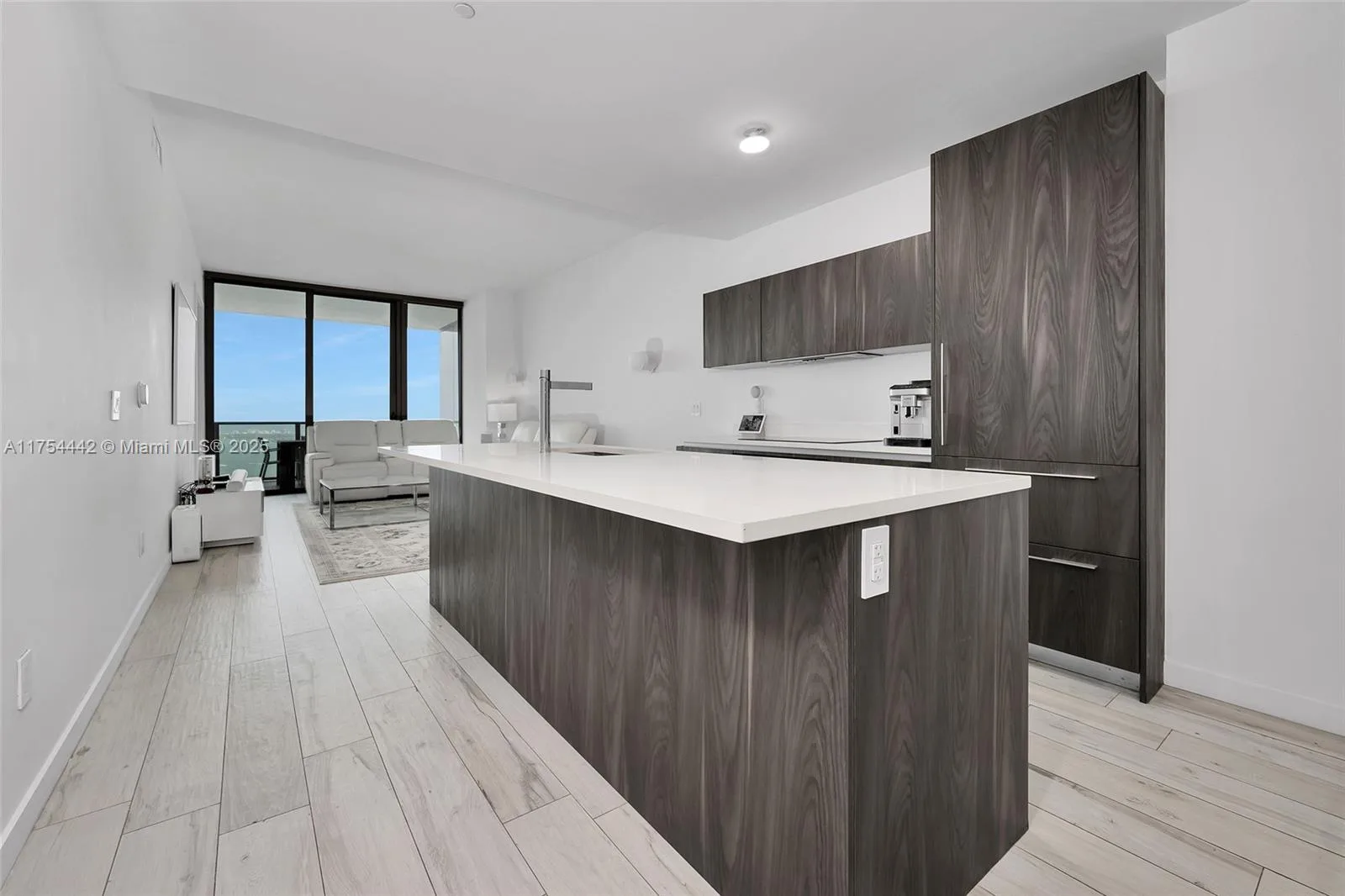 480 NE 31st St # 4805, Miami, FL 33137 photo 11