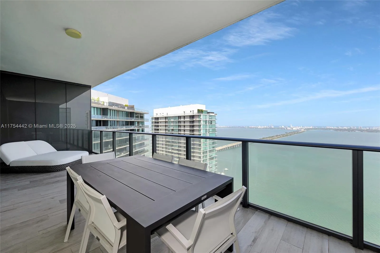 480 NE 31st St # 4805, Miami, FL 33137 photo 13