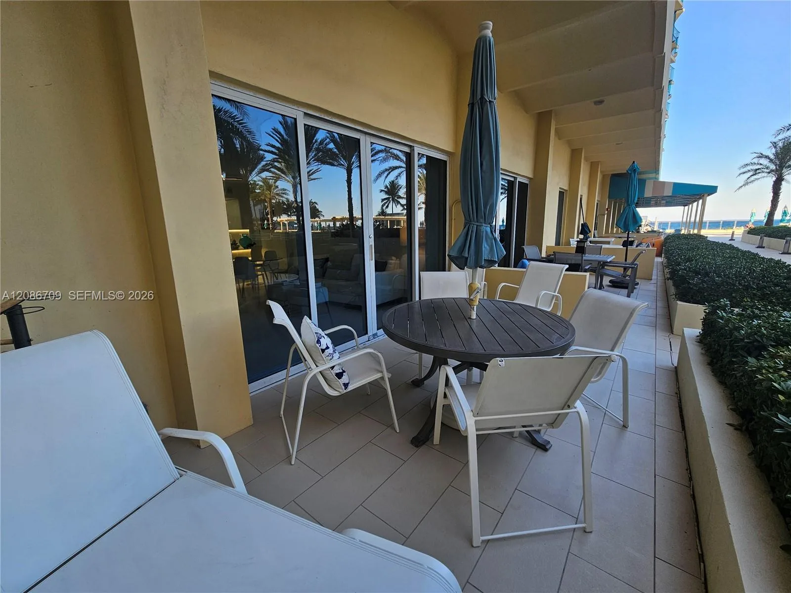 2501 S Ocean Dr # L17, Hollywood, FL 33019