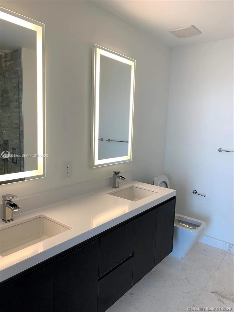 851 NE 1st Ave # 2700, Miami, FL 33132 photo 11
