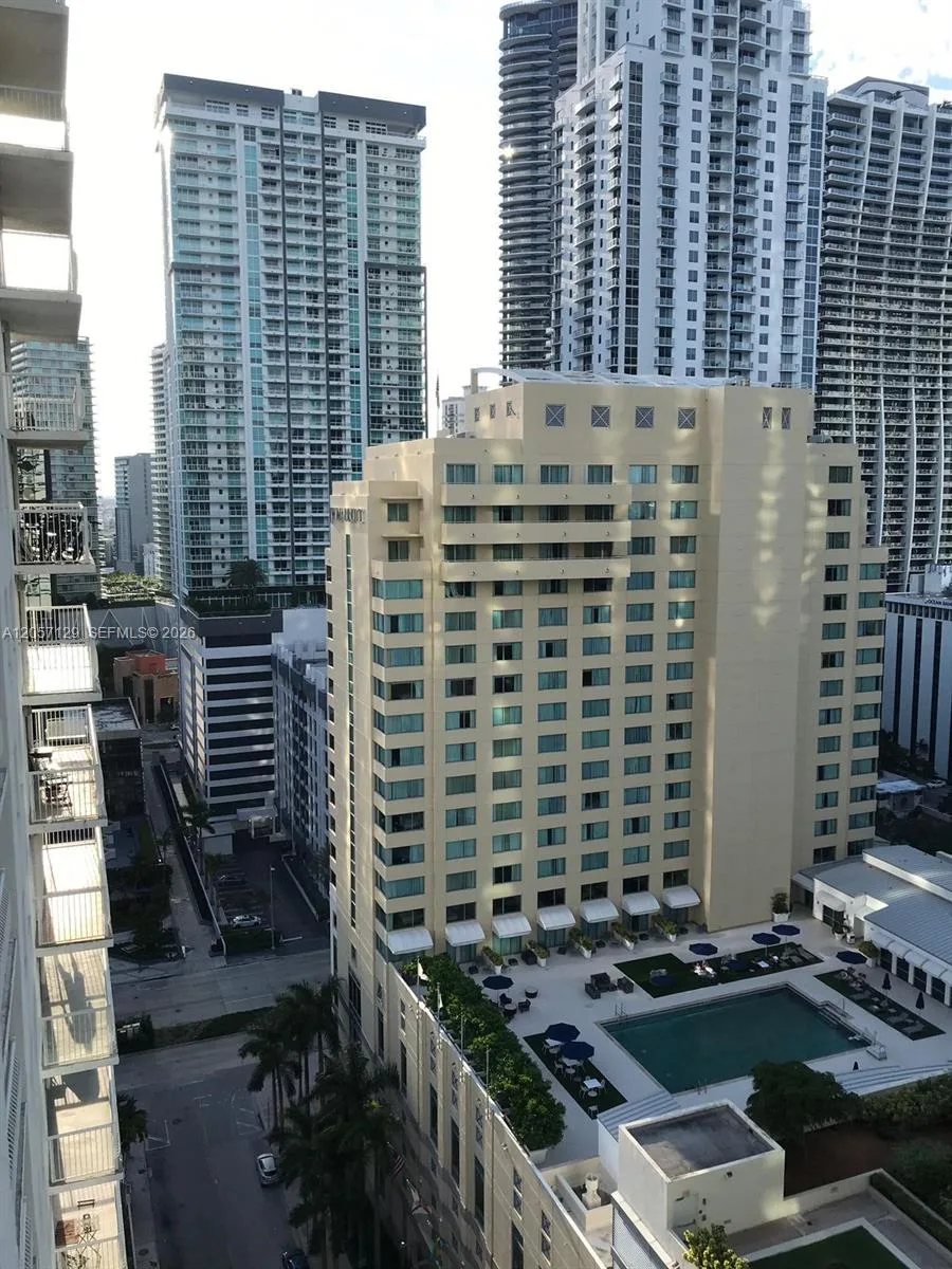 1200 Brickell Bay Dr # 2418, Miami, FL 33131 photo 7
