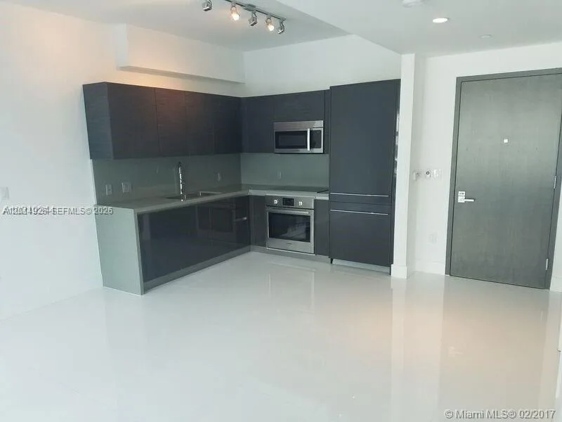 1080 Brickell Ave # 909, Miami, FL 33131 photo 5