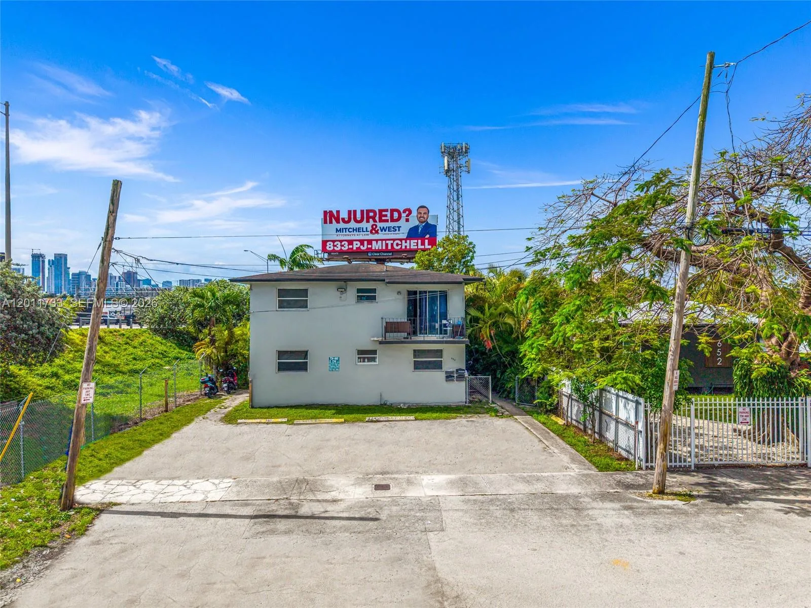 650 NW 28th St, Miami, FL 33127 photo 5