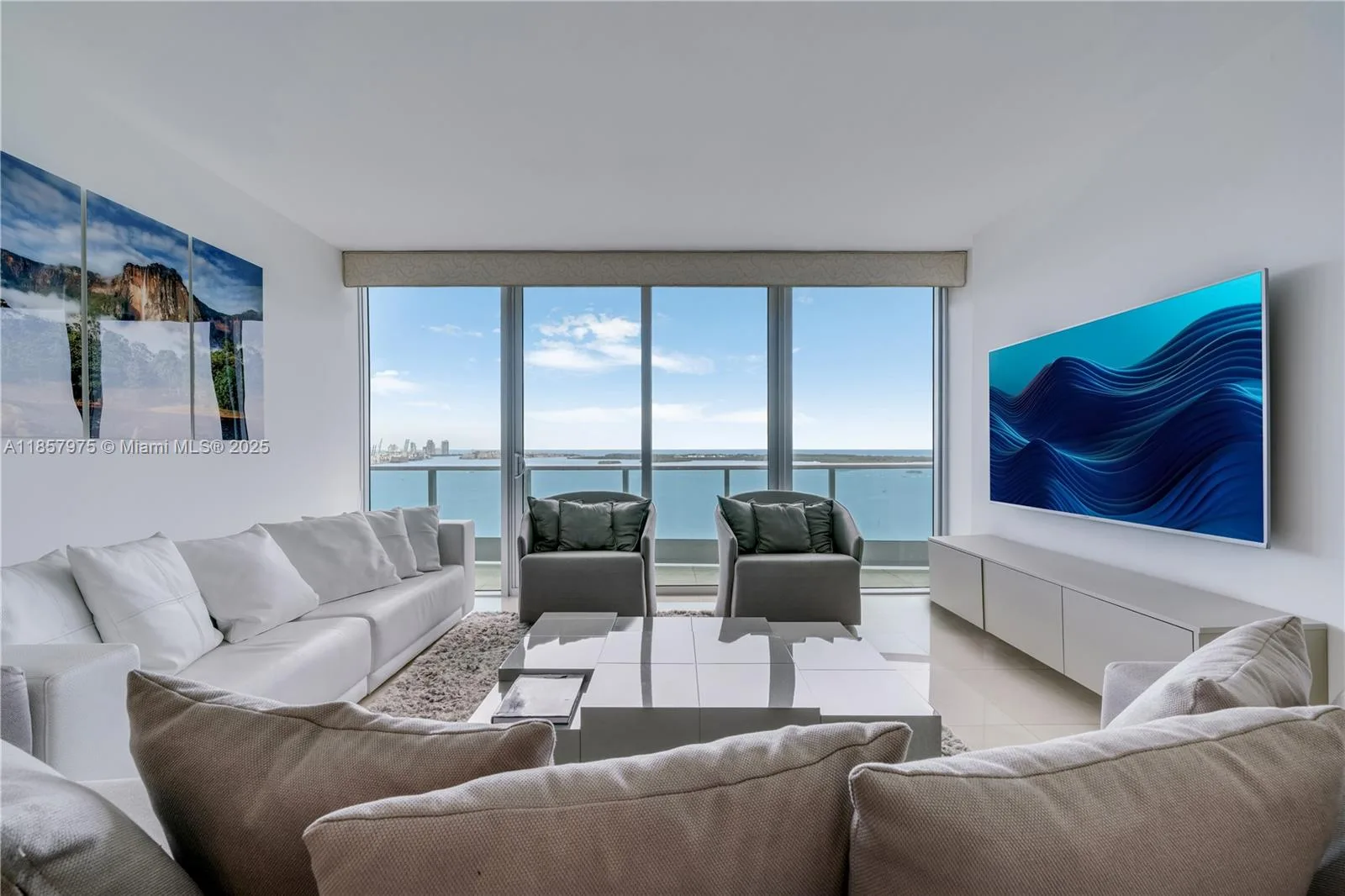 1331 Brickell Bay Dr # 2709, Miami, FL 33131