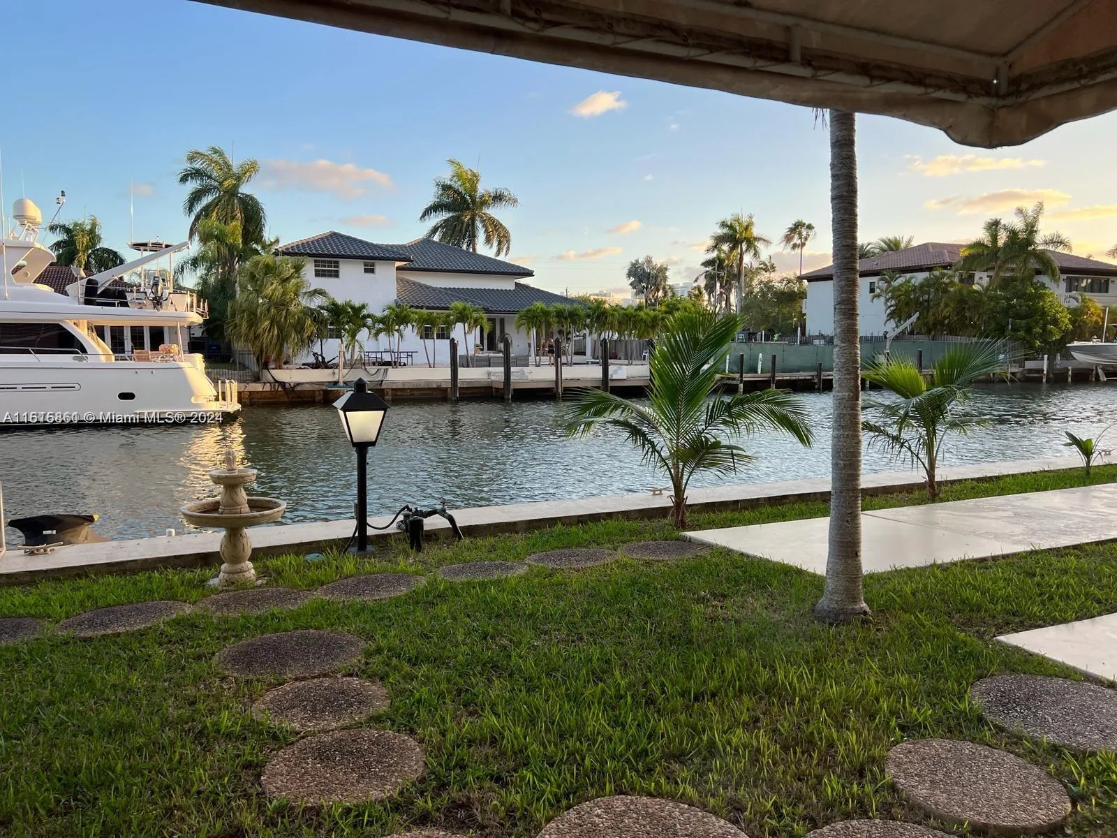 2935 NE 163rd St # 5C, North Miami Beach, FL 33160 photo 2