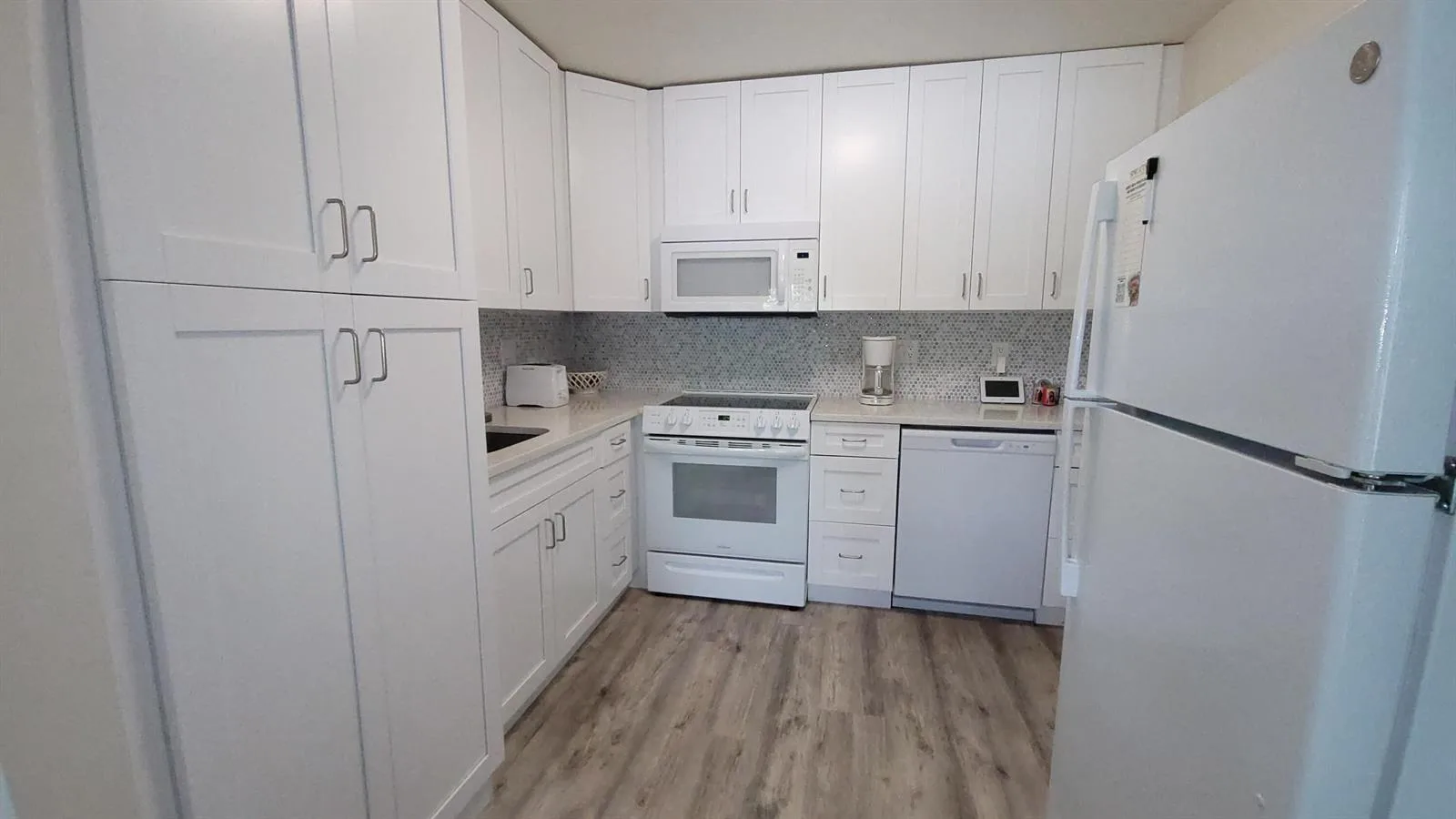 50 Plymouth F, West Palm Beach, FL 33417