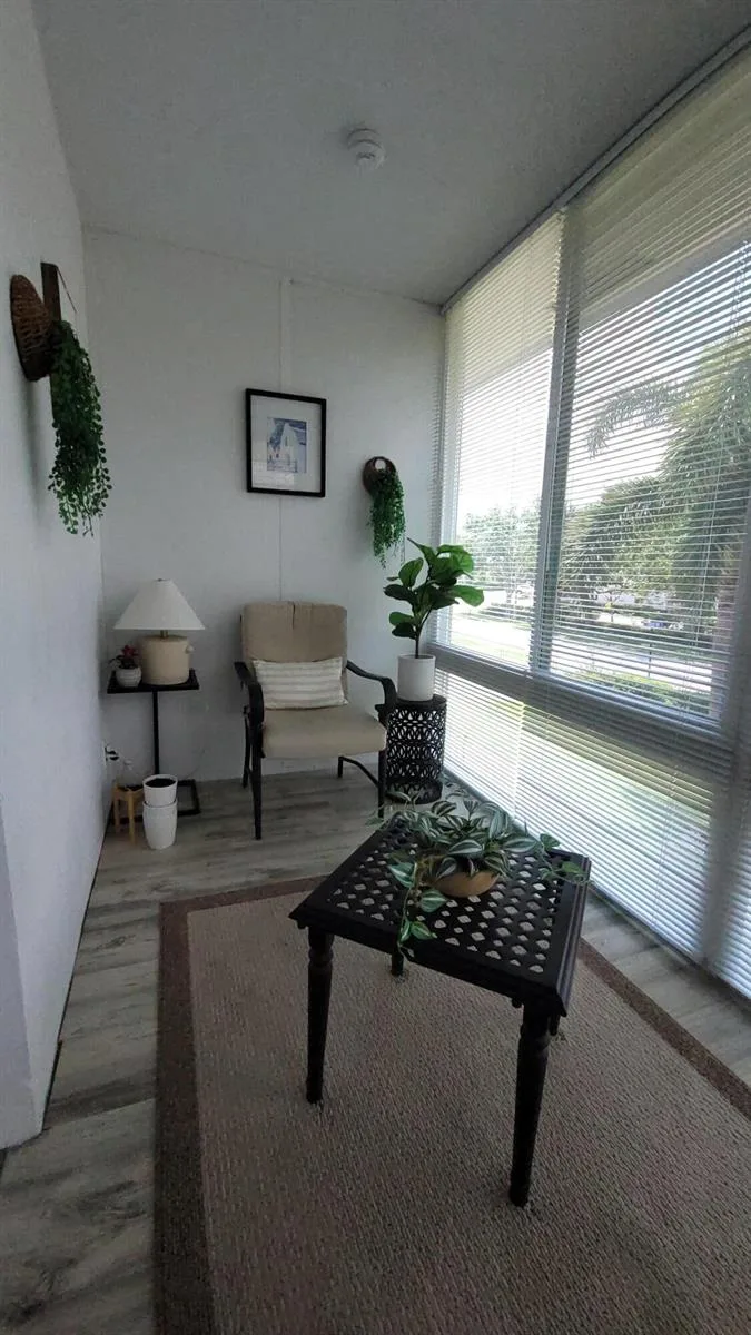 50 Plymouth F, West Palm Beach, FL 33417 photo 12