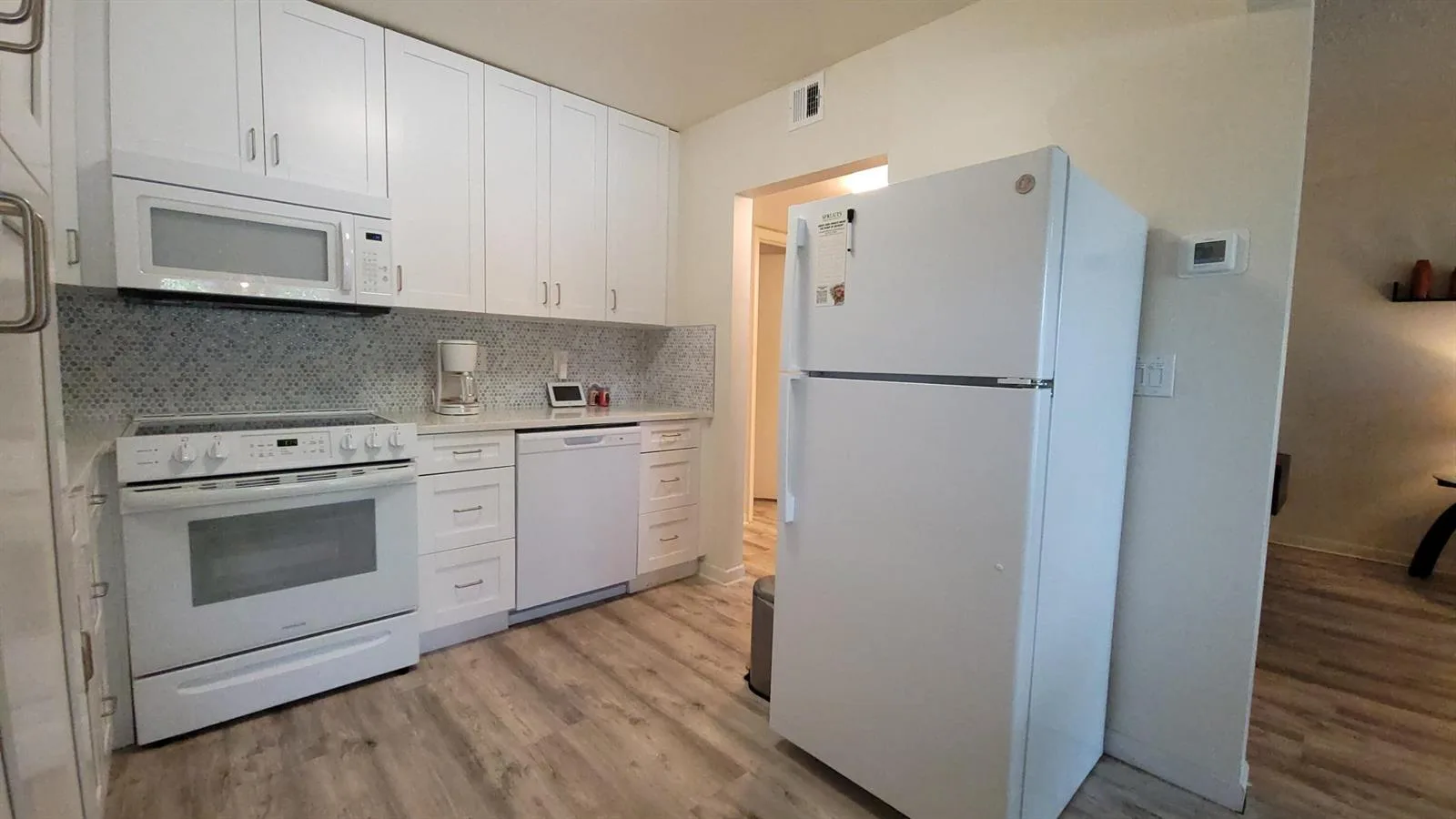 50 Plymouth F, West Palm Beach, FL 33417 photo 3