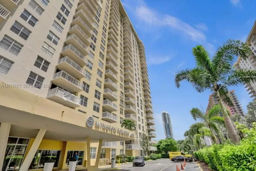 231 174th St # 1215, Sunny Isles Beach, FL 33160 photo 2