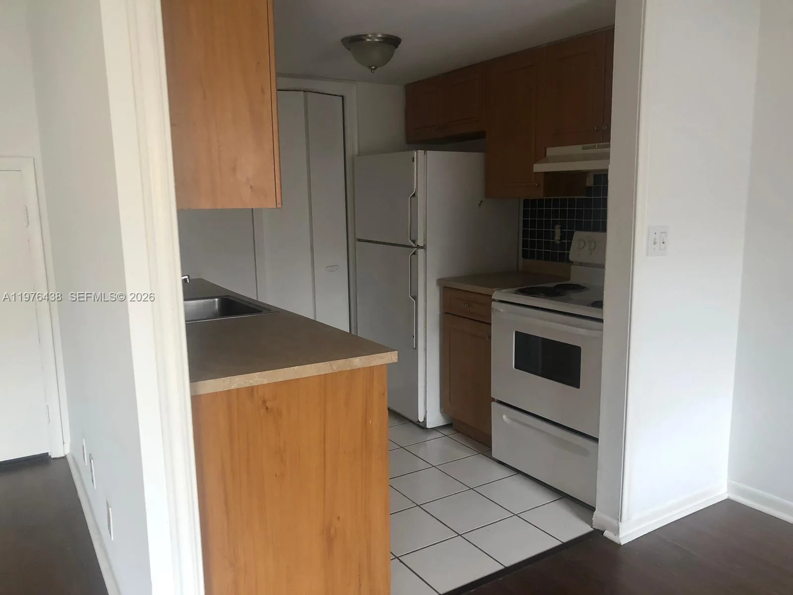 6603 Winfield Blvd, Margate, FL 33063 photo 4
